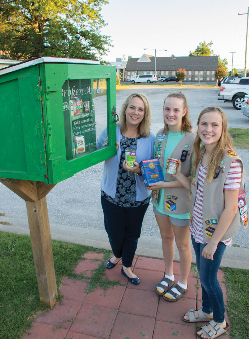 TP_1119_LivingGenerouslyGirlScouts_1.jpg
